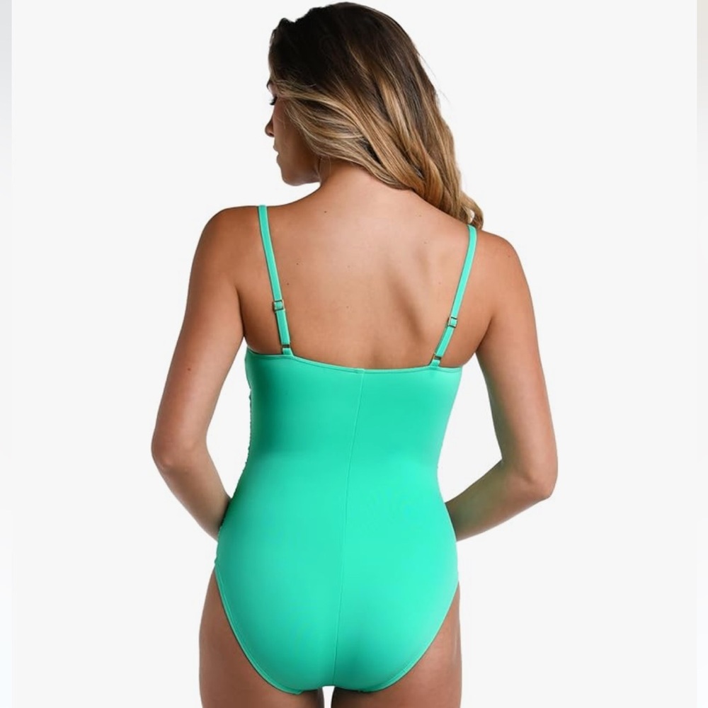 La Blanca Swimsuit - Picture 3 of 5